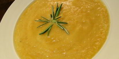 Шаг 5: супа-пюре из корнеплодов с имбирем и розмарином