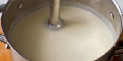 Шаг 5: супа-пюре из корневого сельдерея с голубым сыром