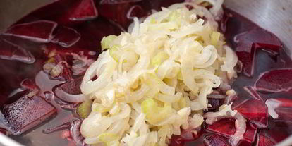 Шаг 3: свекольного супа-пюре