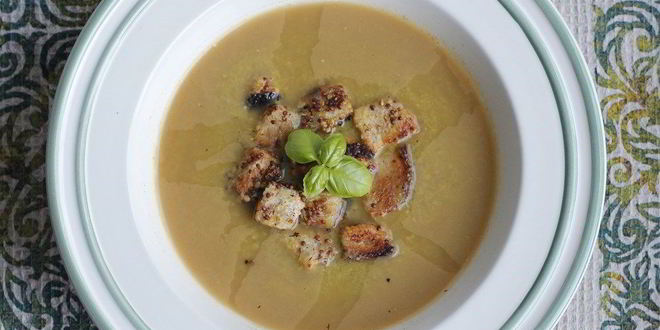 Рецепт вегетарианского супа-пюре из заморожнного горошка