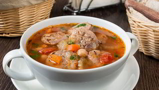 Рецепт Супа с деревенскими колбасками и нутом