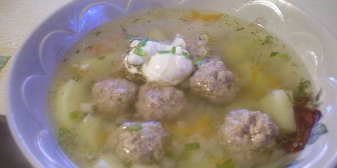 Рецепт супа с фрикадельками и яйцами-пашот