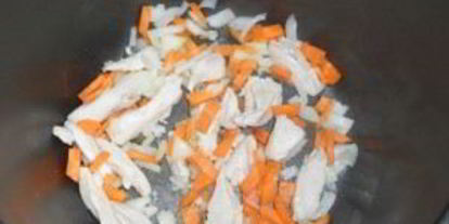 Шаг 1: супа с курицей в мультиварке