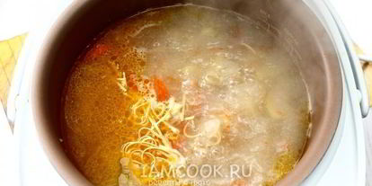 Шаг 8: супа с лапшой и фрикадельками в мультиварке