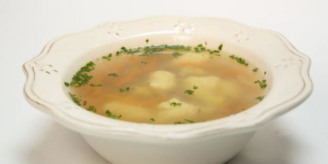 Рецепт супа с манными клецками
