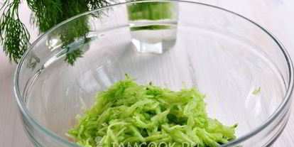 Шаг 2: холодного свекольника на кефире