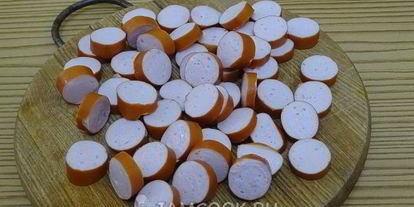 Шаг 9: свекольника с сосисками и сметаной