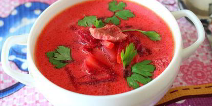 Шаг 7: свекольного супа со сметаной