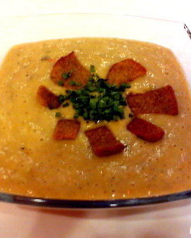 Рецепт луково-сырного суп с гренками