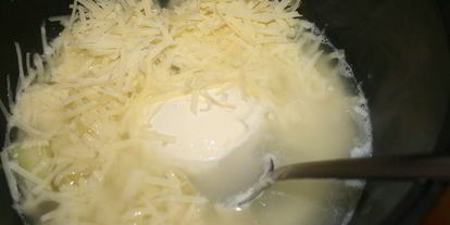 Шаг 2: любимого сырного супчика