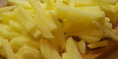 Шаг 2: сырно-томатного суп на курином бульоне