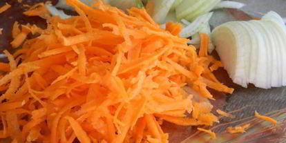 Шаг 3: сырного супа с горошком и капустой