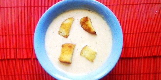 Рецепт сырного супа с гренками