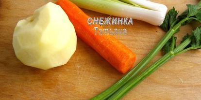 Шаг 1: сырного супа с клецками из кабачка и сыра джюгас