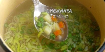 Шаг 2: сырного супа с клецками из кабачка и сыра джюгас