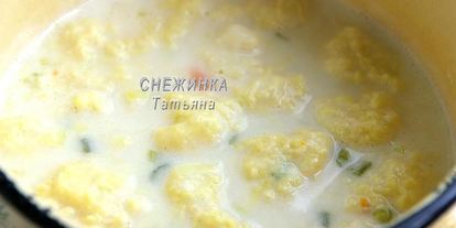 Шаг 7: сырного супа с клецками из кабачка и сыра джюгас