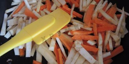 Шаг 9: сырного супа с куриными фрикадельками