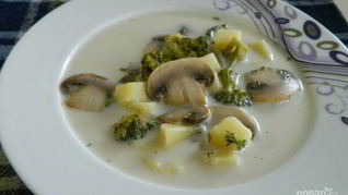 Рецепт Сырного супа с шампиньонами и брокколи