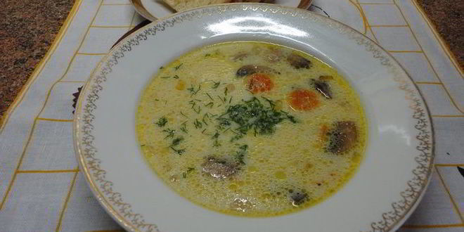 Рецепт Сырного супа с шампиньонами