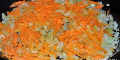 Шаг 1: сырного супа с вермишелью