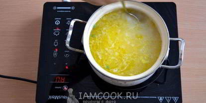 Шаг 8: сырного супа с зеленым горошком