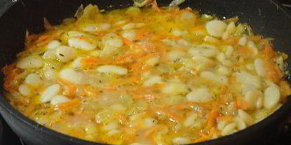 Шаг 2: тосканского супа из белой фасоли с гренками