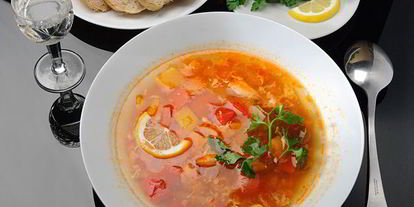 Шаг 7: острого рыбного супа — ухи с венгерским акцентом