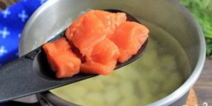 Шаг 2: ухи из форели по-фински со сливками