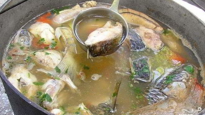 Рецепт Ухи на костре