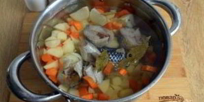 Шаг 1: ухи в хлебном горшочке