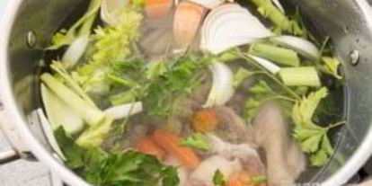 Шаг 2: вкусного куриного супа с лапшой