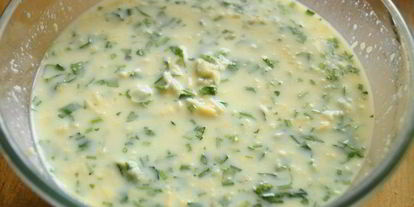 Шаг 2: блинчиков с сыром и зеленью