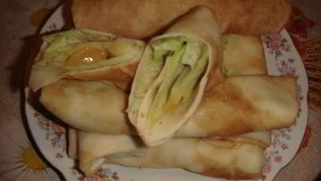 Рецепт Блинов с копченым кальмаром и овощами