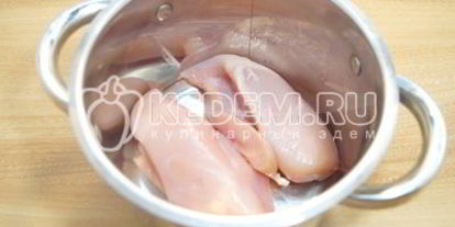 Шаг 5: блинов с курицей и морковью по-корейски