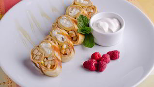 Рецепт Блинов с творогом и фруктами