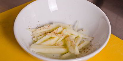 Шаг 7: блинов с творогом и фруктами