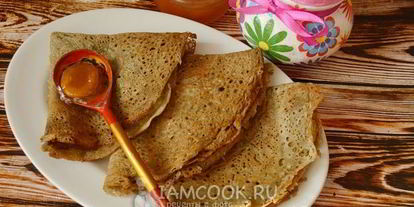 Шаг 15: тонких блинов с дырочками на сметане