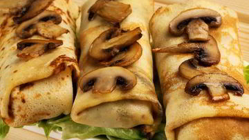 Рецепт Запеченных блинов с курицей и шампиньонами