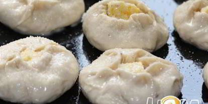 Шаг 23: ароматных булочек с курагого и кардамонома