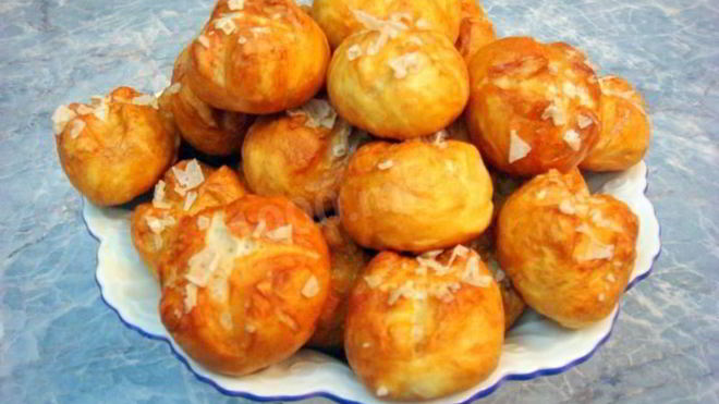 Рецепт Брецеля ролл — булочек к пиву