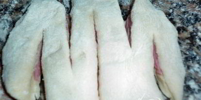 Шаг 3: булочек с колбасой