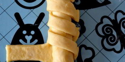 Шаг 3: булочек с сосисками