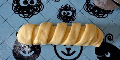 Шаг 4: булочек с сосисками