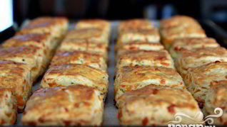 Рецепт Булочек с сыром и луком