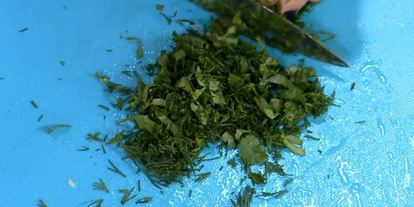 Шаг 8: круассаны, запеченные с яйцами, сыром и ветчиной