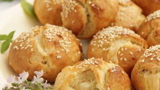 Рецепт Турецких сырных булочек с кунжутом