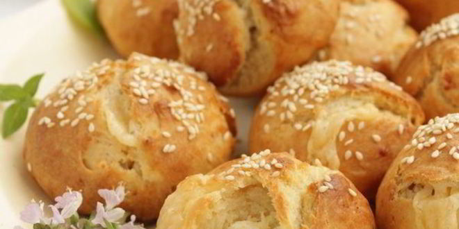 Рецепт Турецких сырных булочек с кунжутом