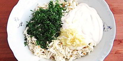 Шаг 6: ватрушек с копченым сыром и укропом