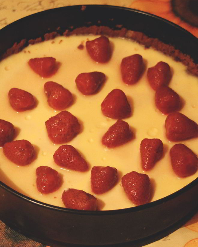 Рецепт чизкейка с клубникой и творогом