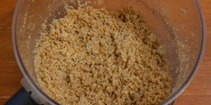 Шаг 3: чизкейка с пралине из грецких орехов